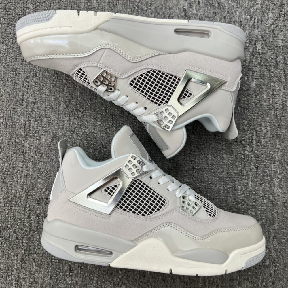Jordan 4 Retro Frozen Moments-W